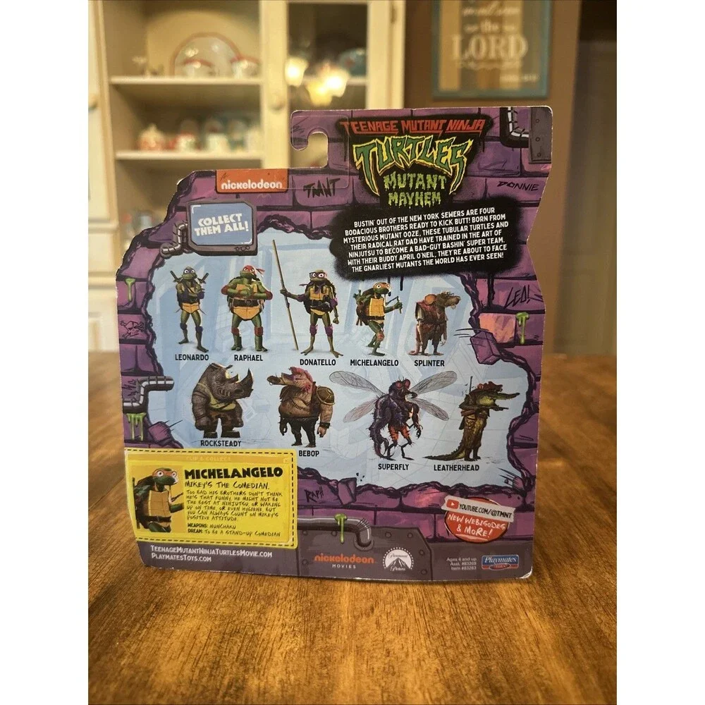 Teenage Mutant Ninja Turtles Mutant Mayhem MICHELANGELO The Entertainer Figure
